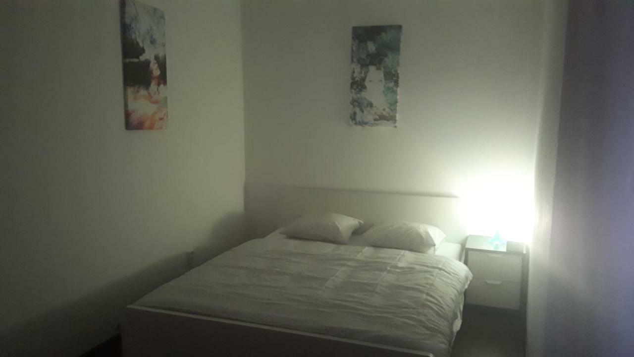 Apartman - Sukromie V Meste Bratislava Luaran gambar