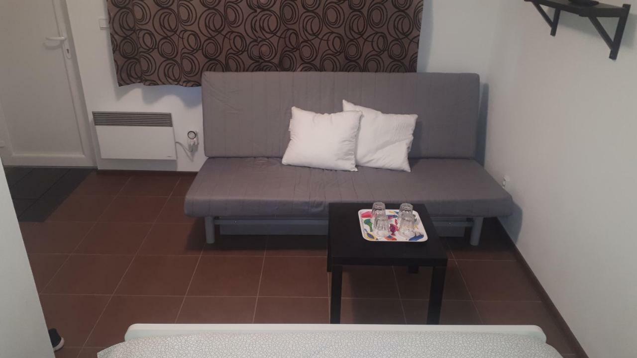 Apartman - Sukromie V Meste Bratislava Luaran gambar